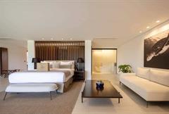Suite Deluxe Golf View com Banheira